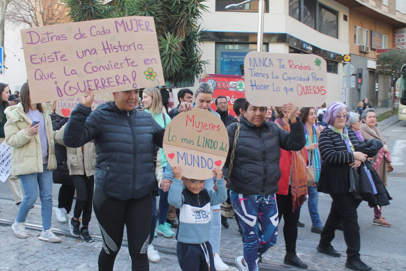 Las Mejores Imágenes De La Marcha Feminista Del 8 M En Jaén Ideal 5208